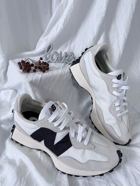 New Balance Woman’s 327s Sea Salt, Black and White Retro Runner Sneakers